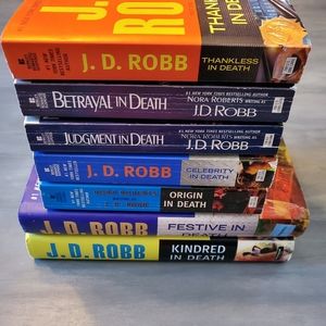 Bundle of 7 J.D. Robb Books